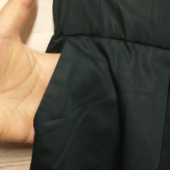 Banana Republic Black Skirt Size S - Picture 4 of 8